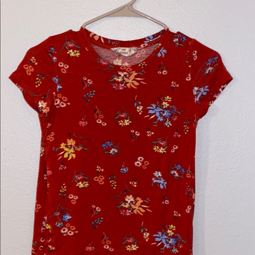 Light weight loose shirt